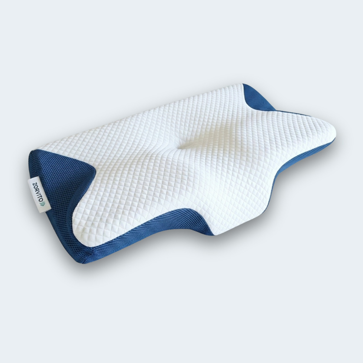 SleepFit Kissen in Blau: ergonomische Form mit Nackeneinschnitt und seitlichen Armaussparungen